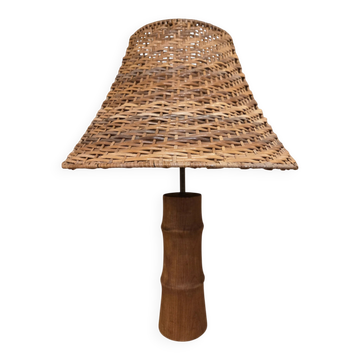 Wood and rattan lamp