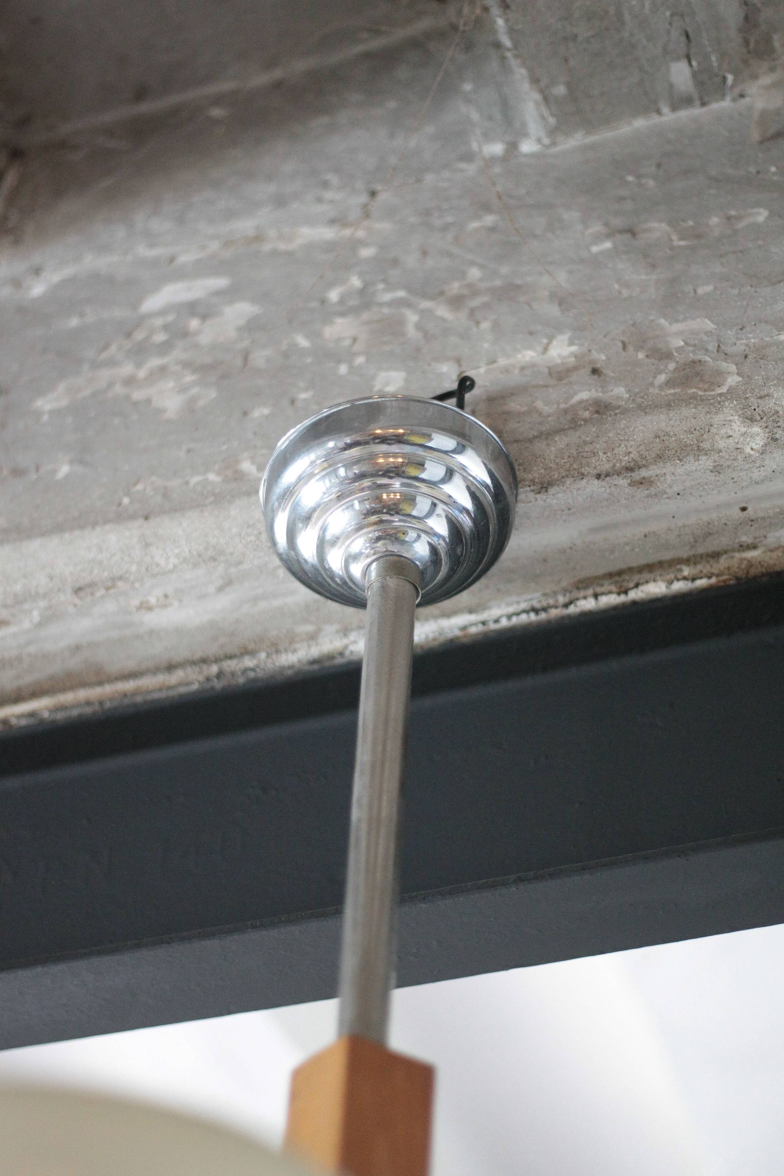 Art Deco suspension, 4-light chandelier with opaline globe, ceiling lamp.