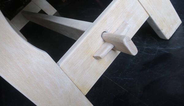 Grande table à tréteaux de ferme en chêne cérusé, années 40-50