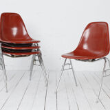 Side chair by Charles & Ray Eames for Herman Miller
