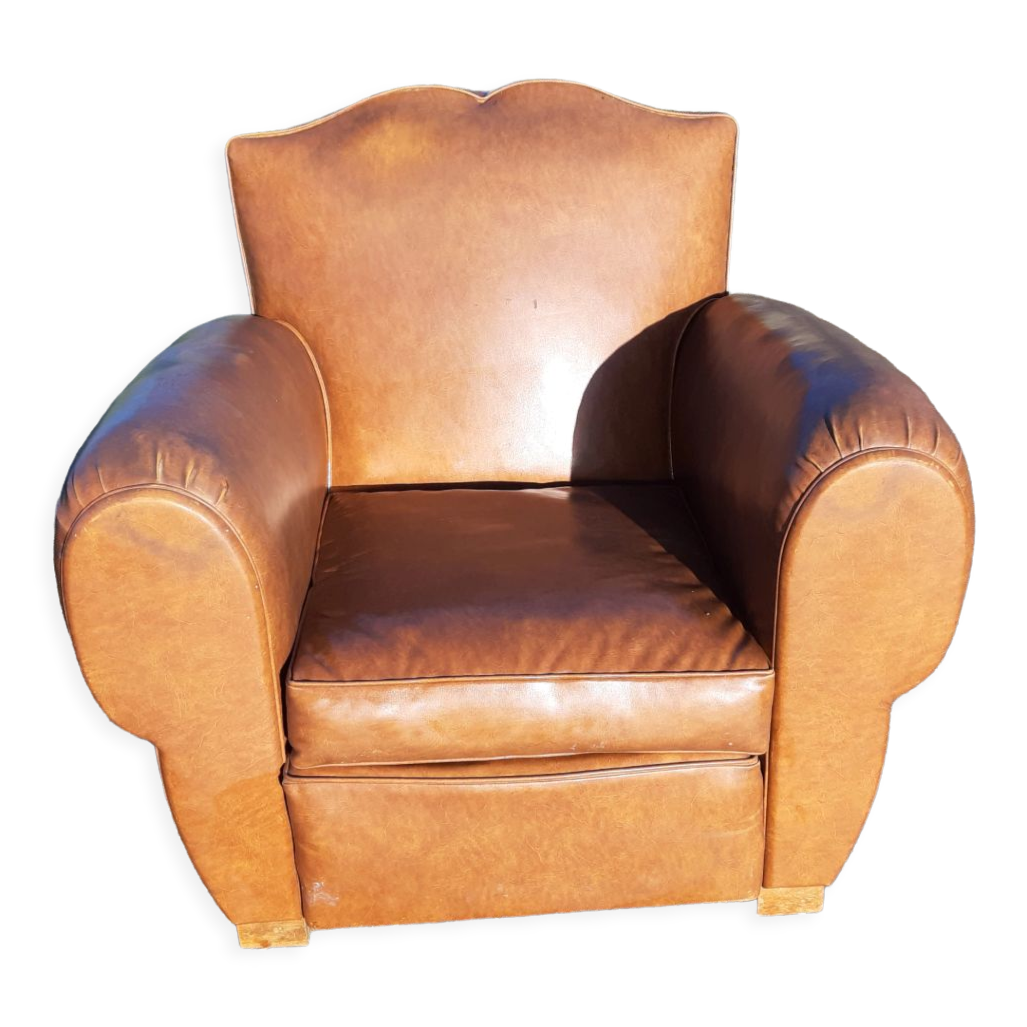 Fauteuil club des années 30 en simili cuir