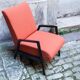 Fauteuil orange et noir scandinave restauré