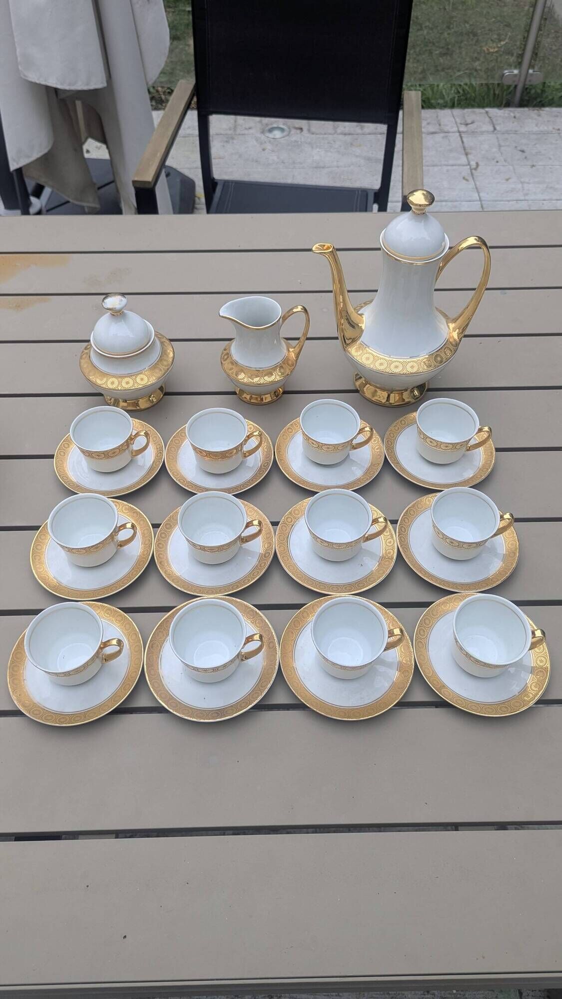 Coffee service – Vintage porcelain gilded with gold – Porcelena Silvestre