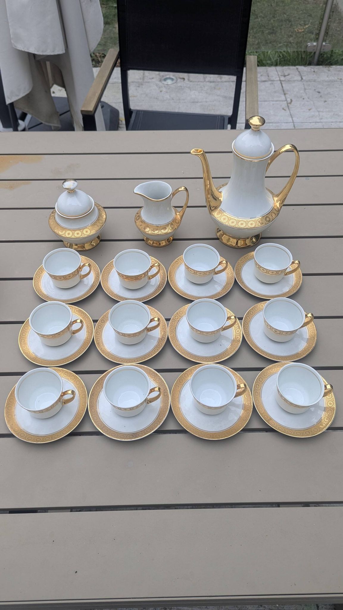 Coffee service – Vintage porcelain gilded with gold – Porcelena Silvestre