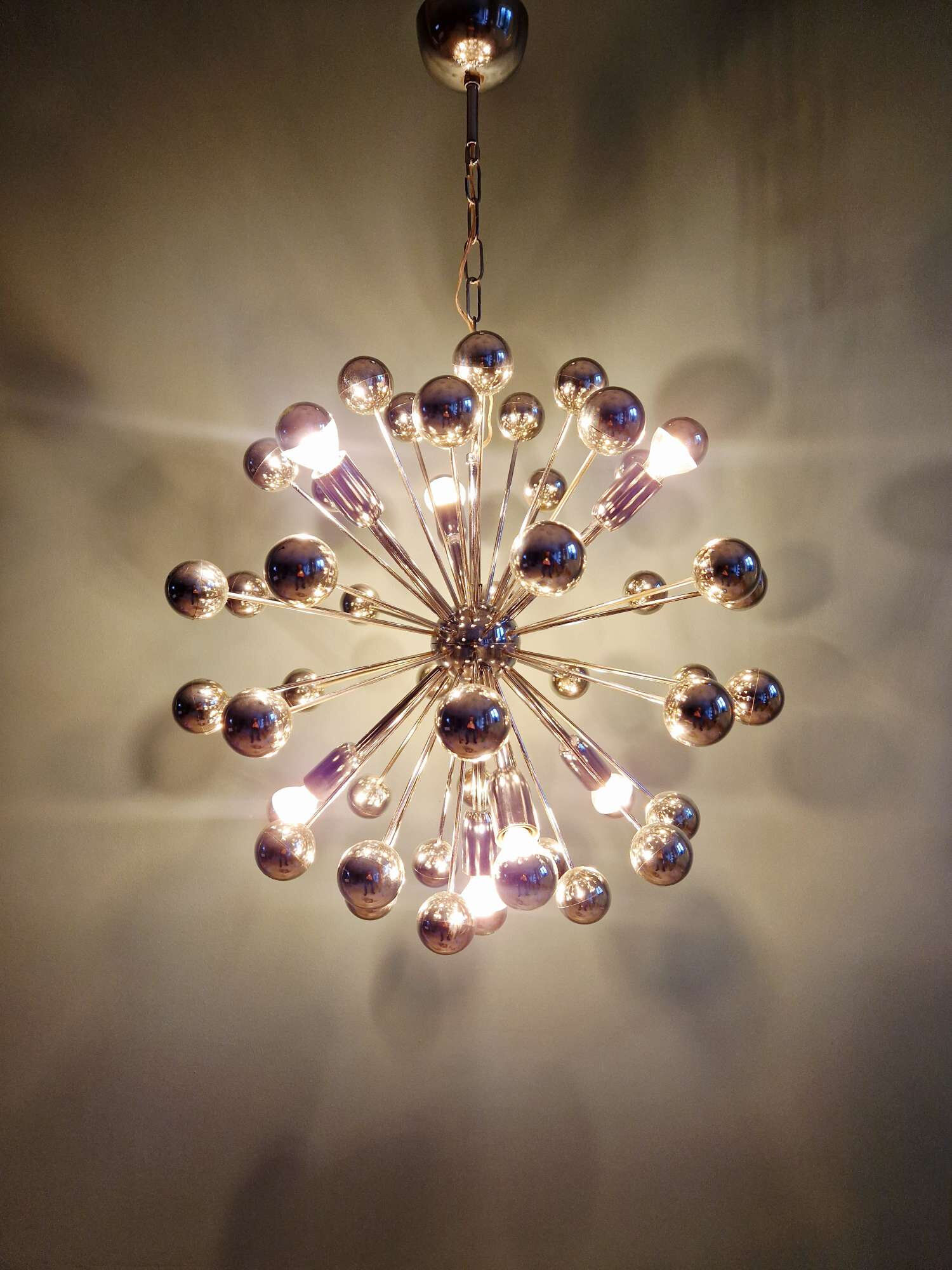Sputnik chandelier in chromed metal, Space Age design, 1960