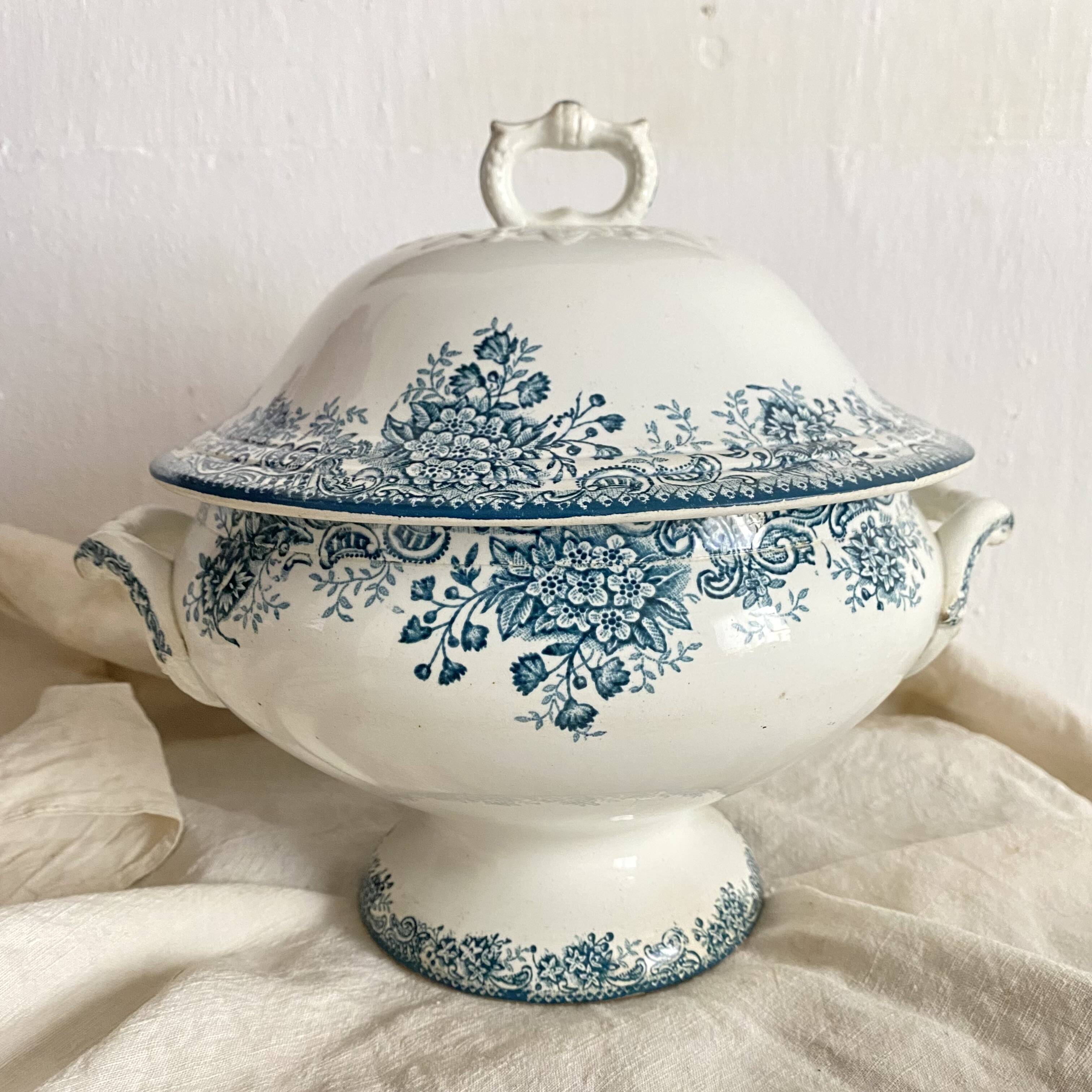 Ironware soup tureen "Printania" Ste Amandinoise