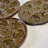 3 green majolica oyster plates from St Clément in good condition.