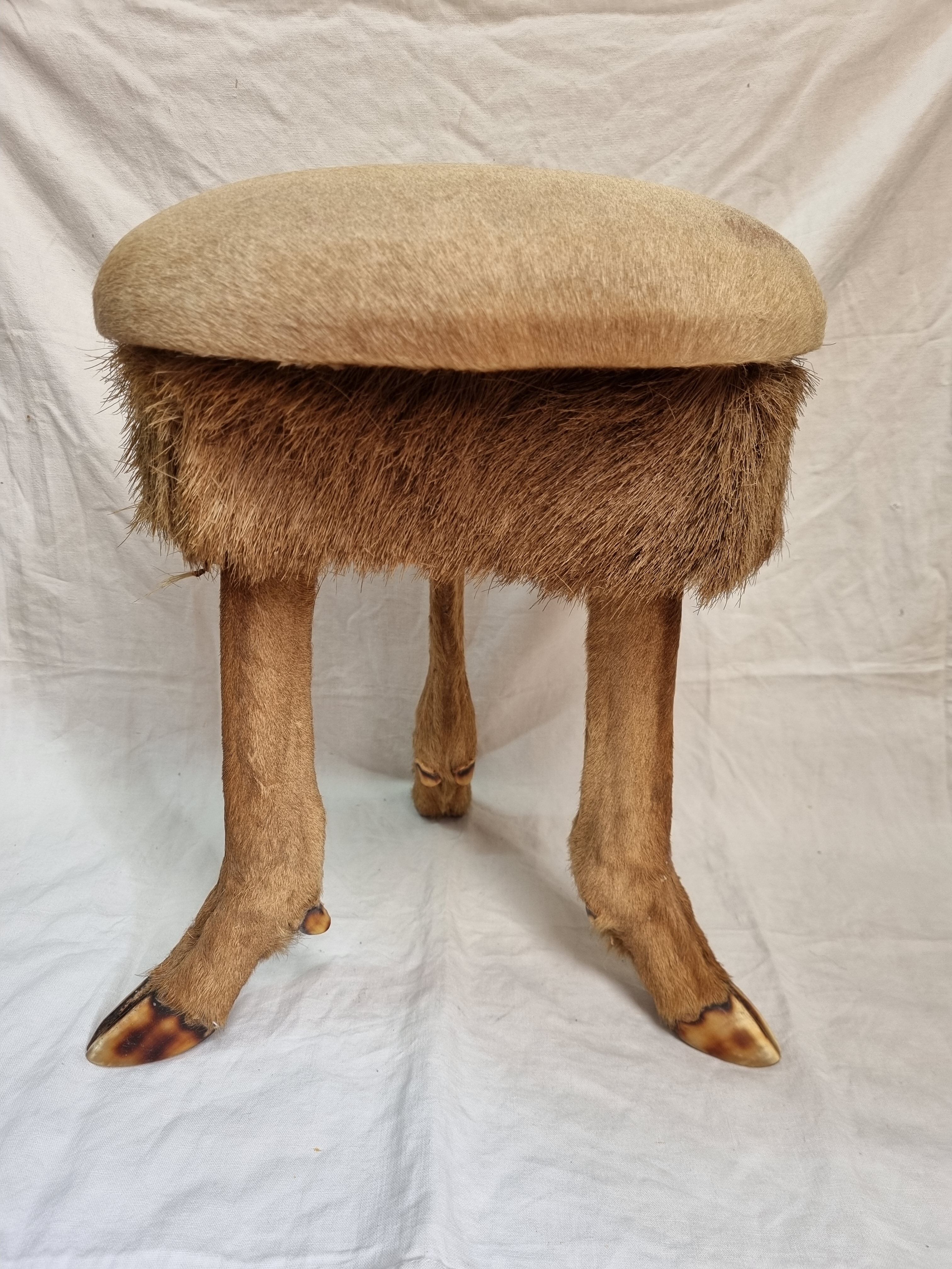 Tripod stool brutalist deer from 1970
