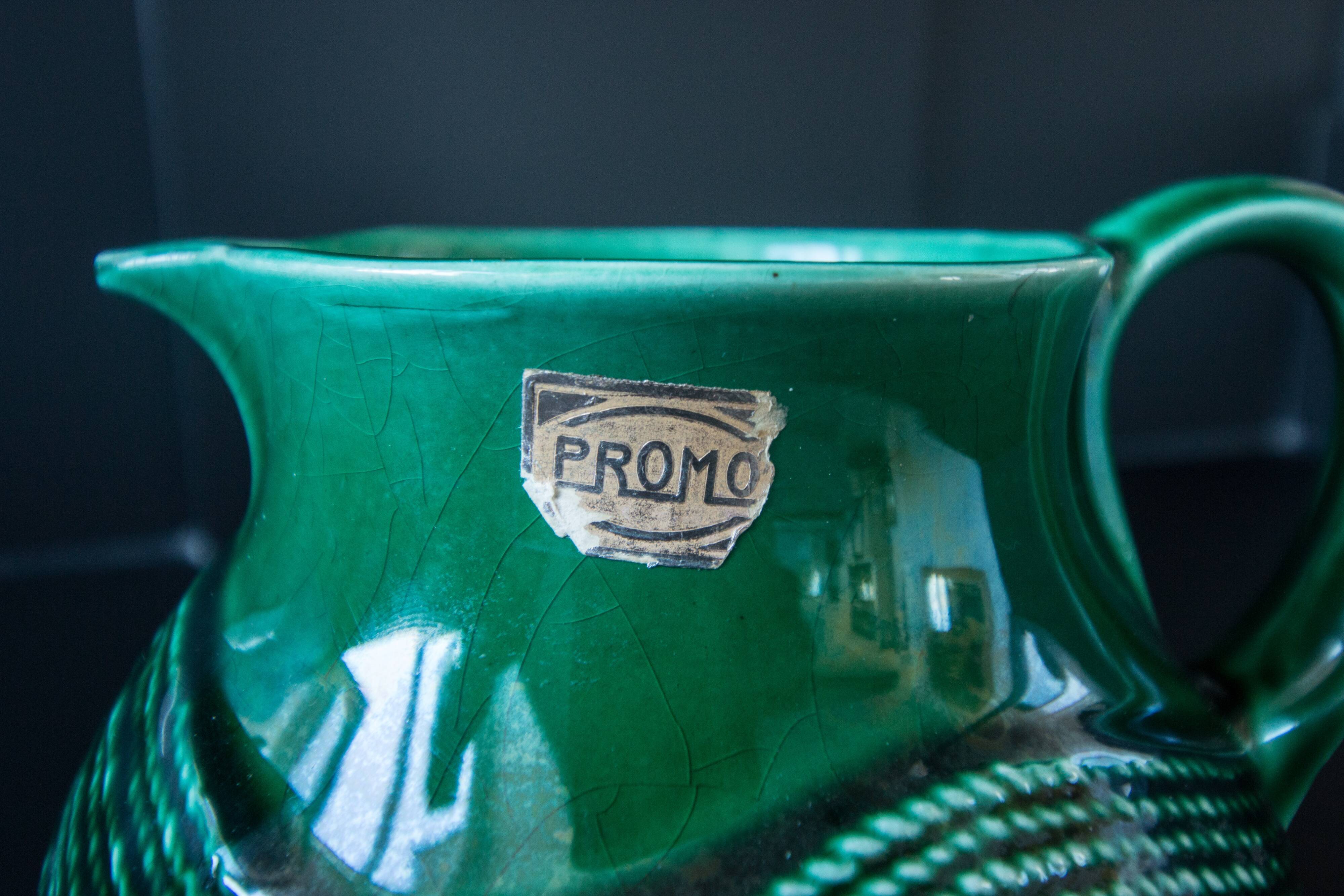 Green pitcher Sarreguemines Digoin vintage 60s slip