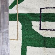 Traditional pure wool handwoven rug size 150/250 cm