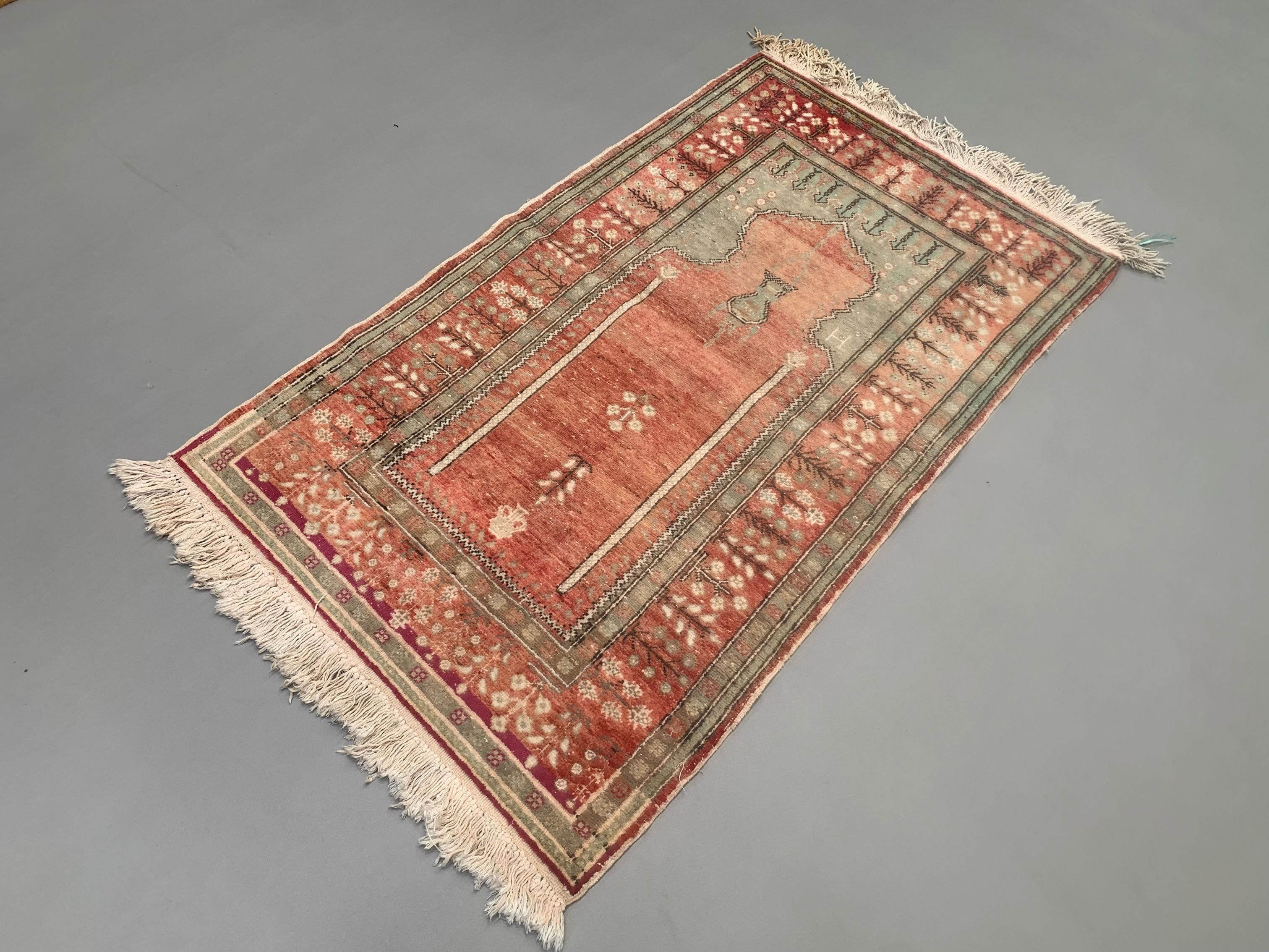 Vintage turkish oushak rug 150x86 cm carpet