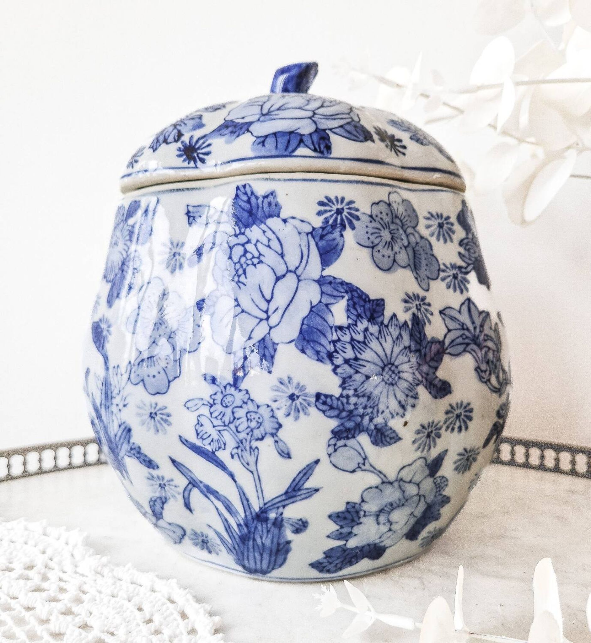 Large vintage Chinese handcrafted glazed ceramic pot with blue flower pattern