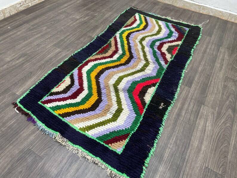 Moroccan rug, handmade, decorated, 250cmx150cm