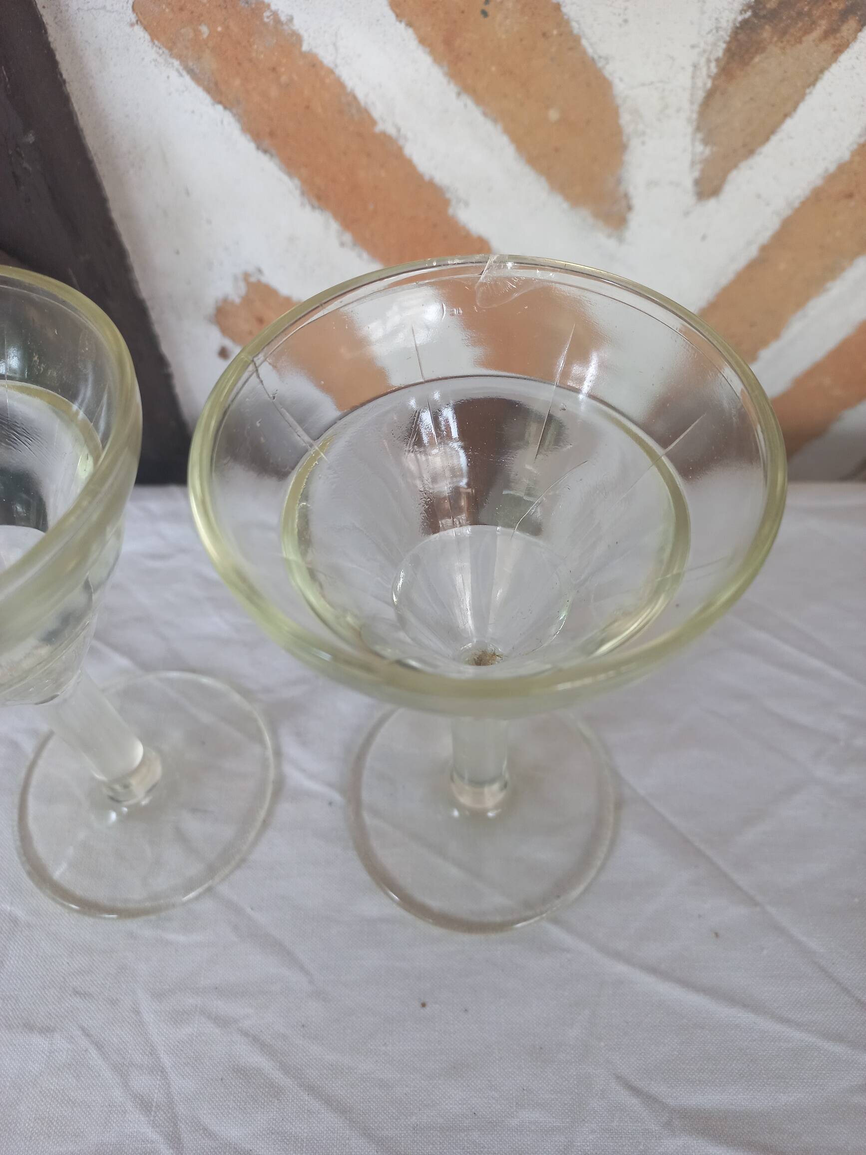 Verres bistrot absinthe anciens