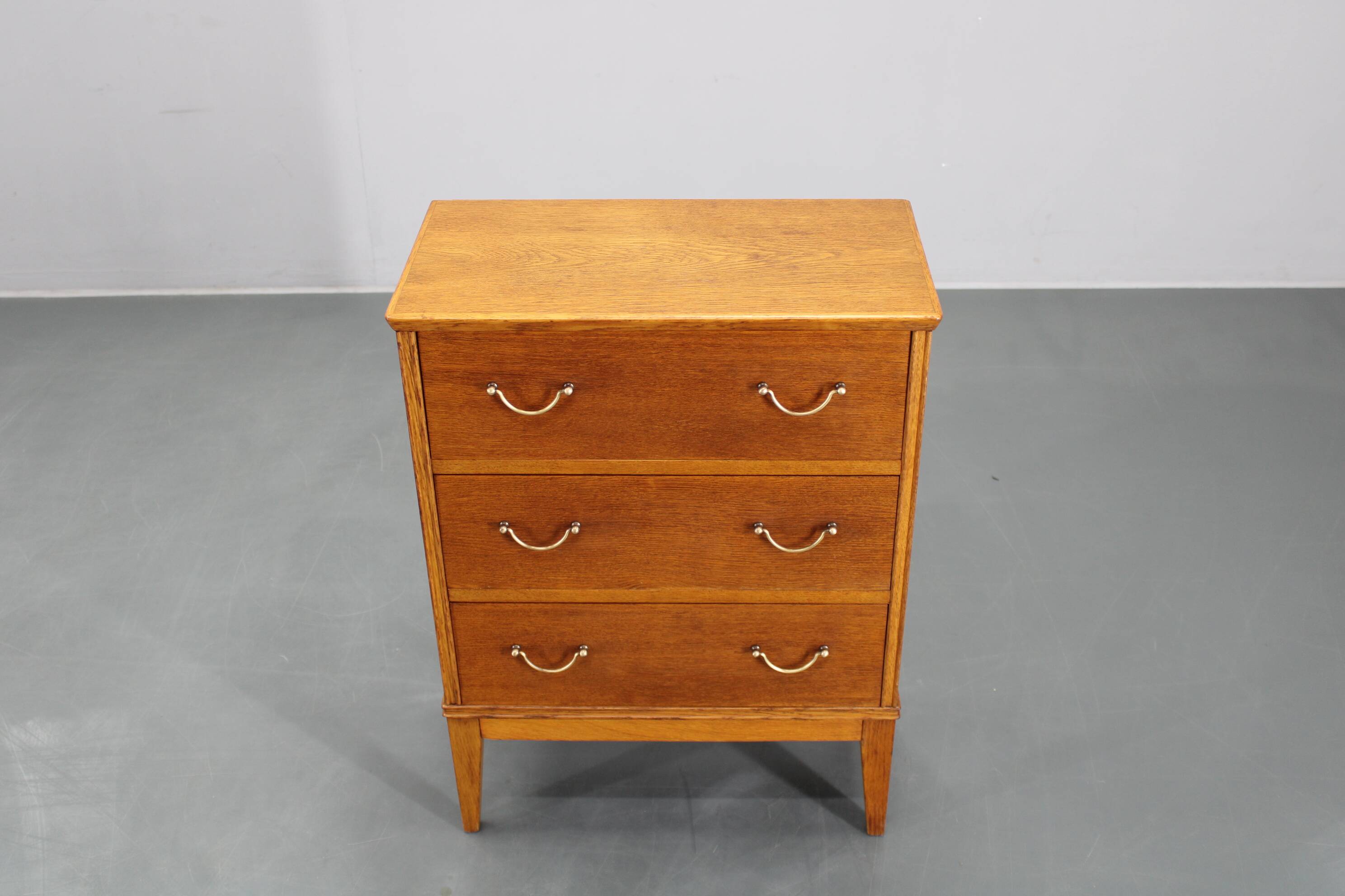 Commode danoise en chêne des années 1950