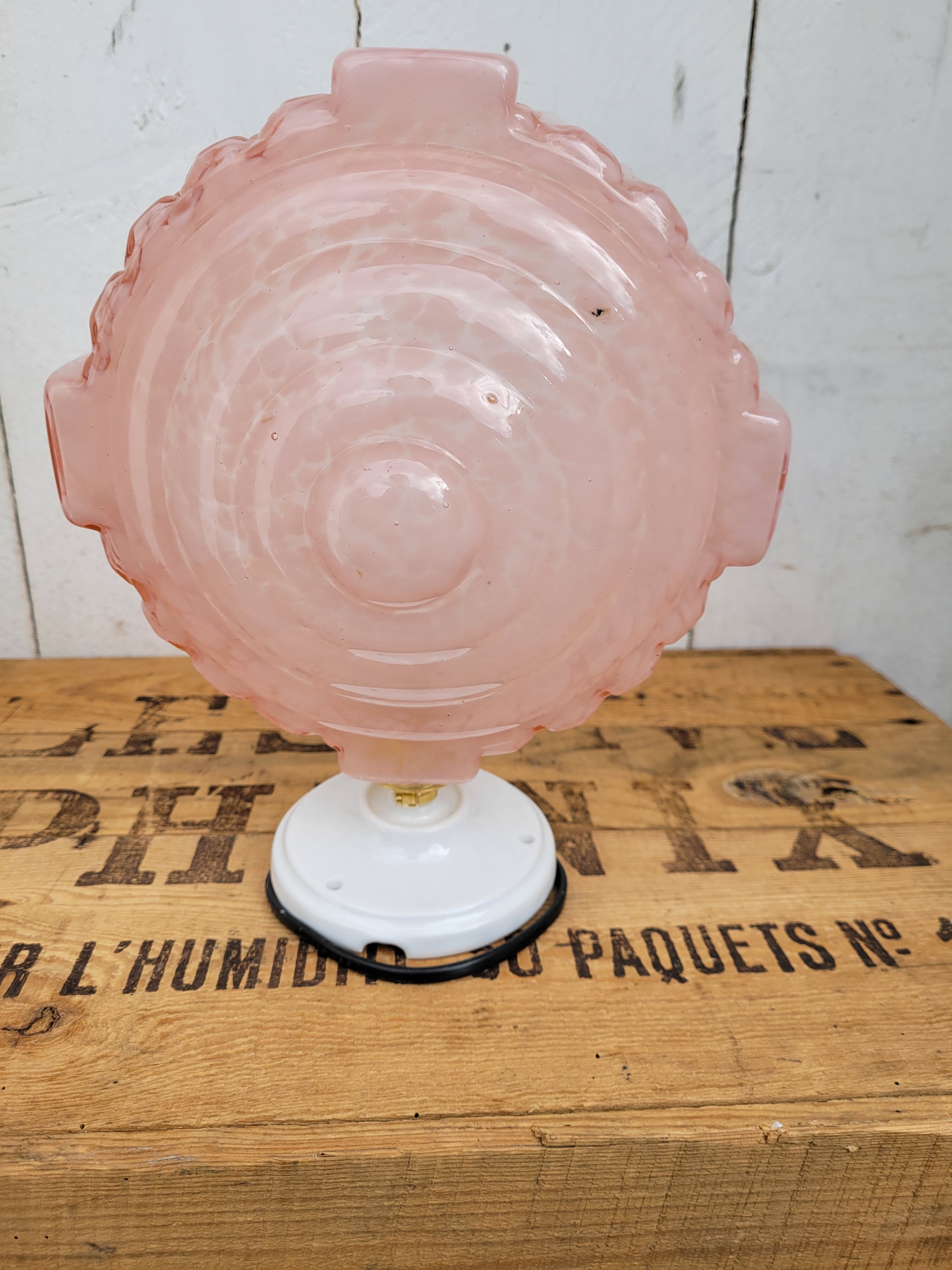Clichy glass wall lighr