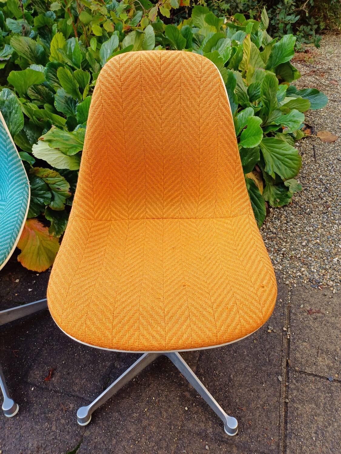Série de 4 chaises de Eames éditionHerman Miller