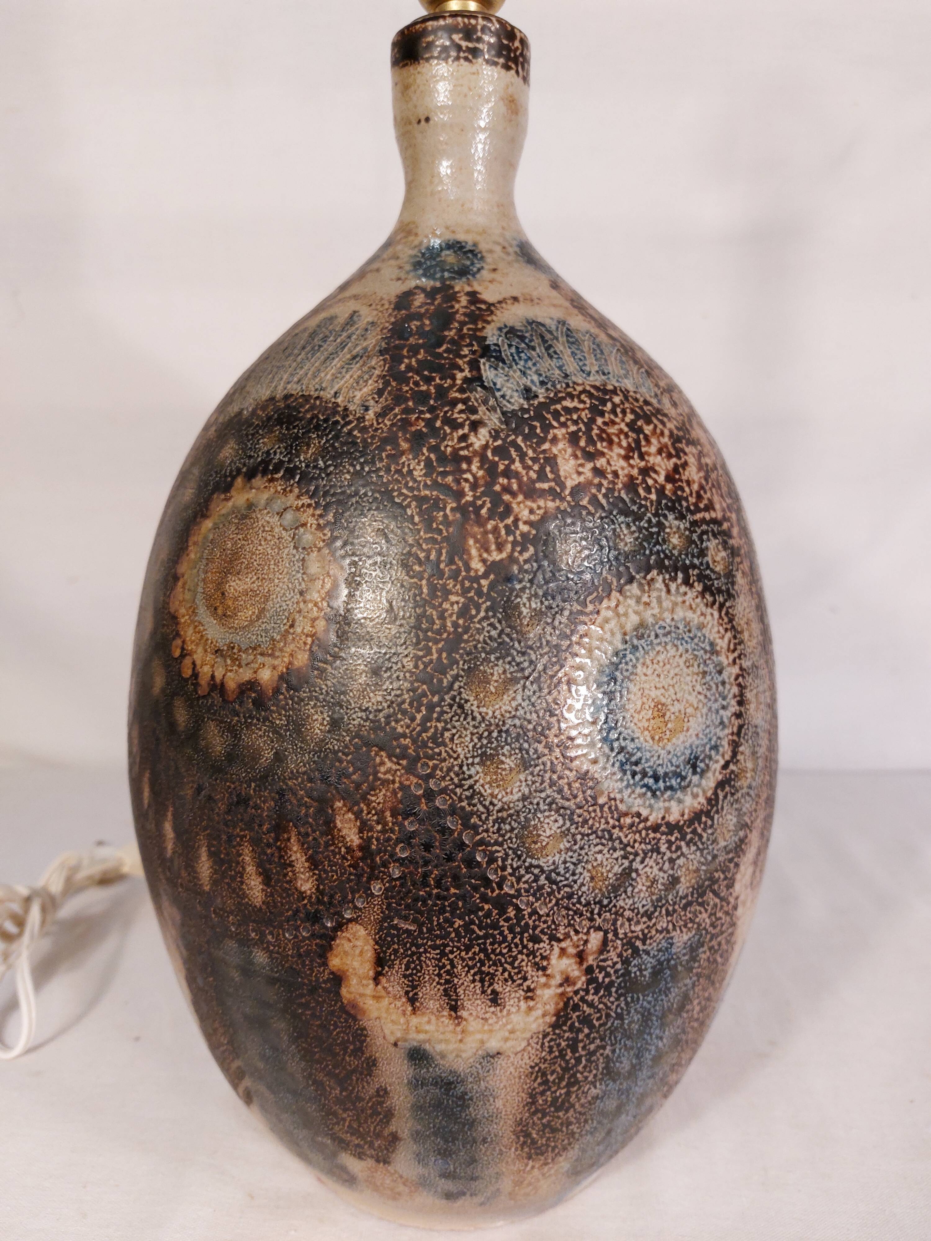 Vintage sandstone lamp base signed JC Courjault - Maison Keraluc - 1960s