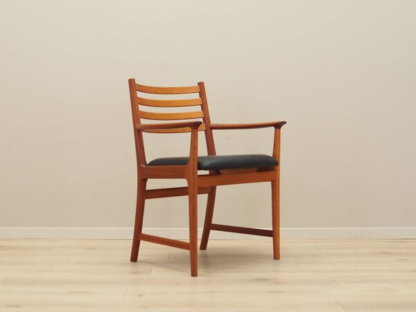 Chaise en teck, design danois, années 1970, production : Danemark