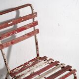 Anciennes chaises de terrasse rouges et blanches (vers 1920). Ensemble de 4 pièces