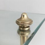 Porte-revues de style néoclassique en laiton et tablette en verre de la Maison Jansen