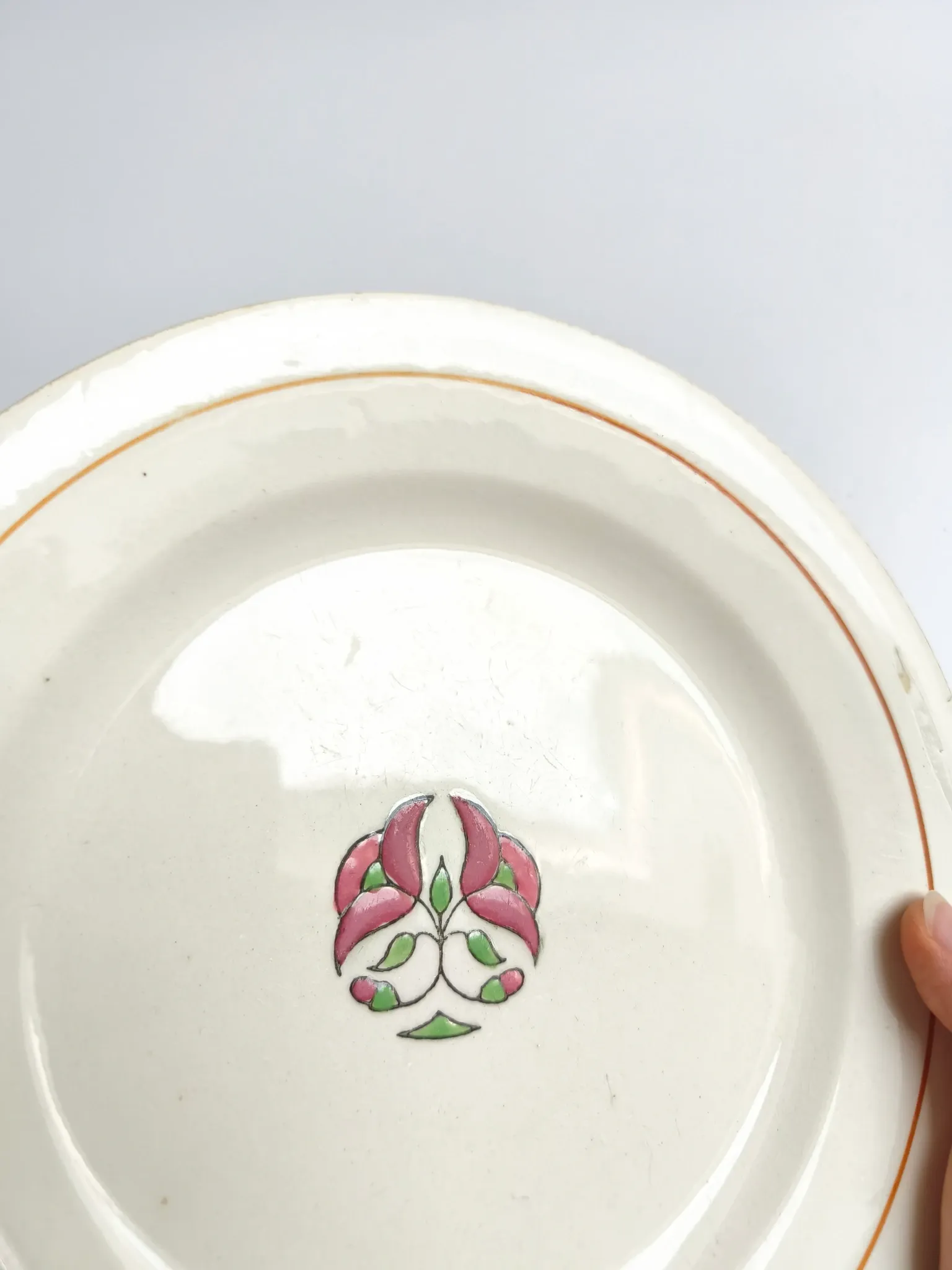 Iron earth plate Salins model without worry old cream flowers
