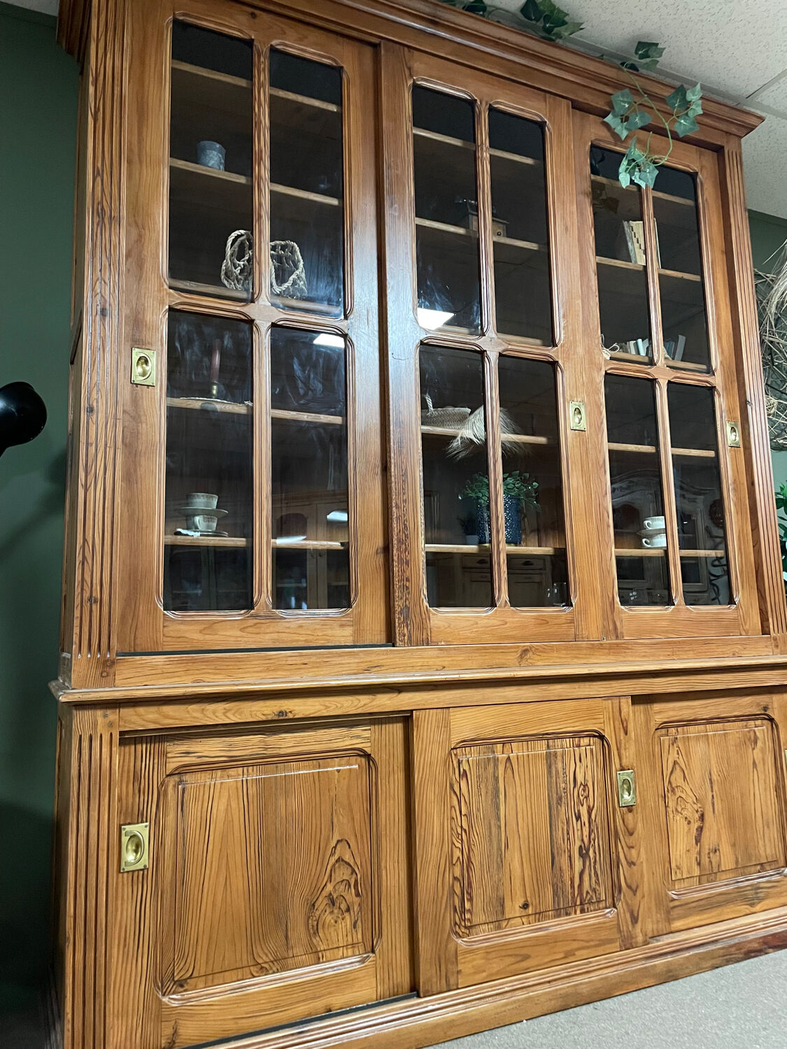 Workshop furniture, bookshelf