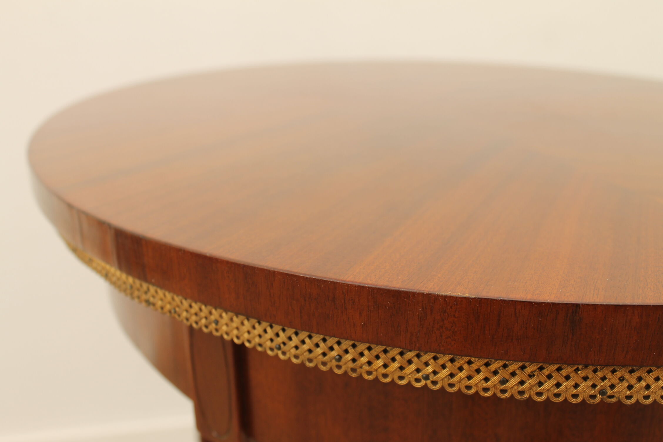 Table d’appoint en acajou de la Sécession viennoise vers 1915