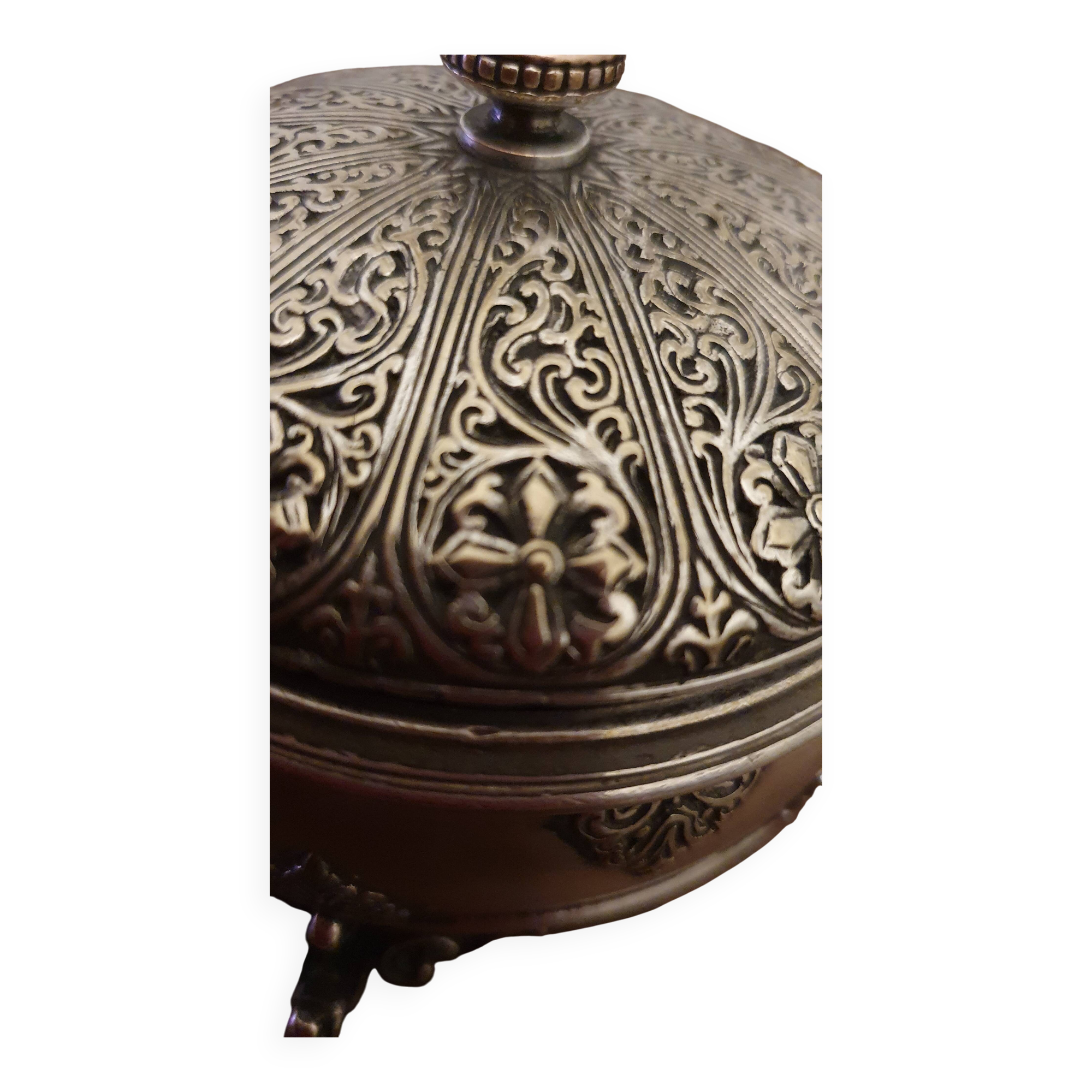 Boite, vide poche en bronze argenté F. Barbedienne, XIXème s.