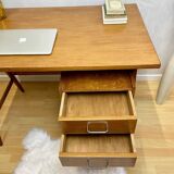 Bureau pieds compas