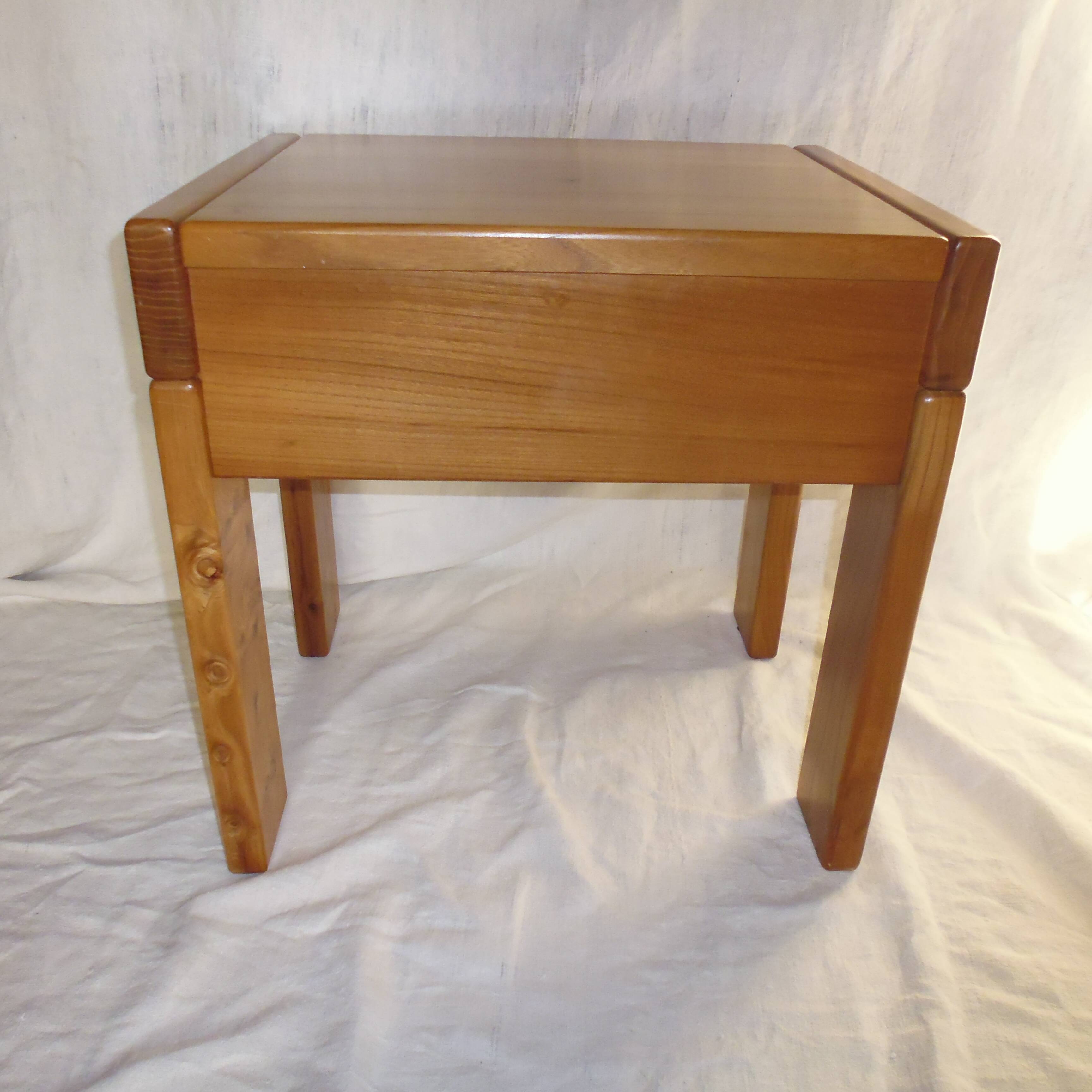 70s quality elm bedside table NF Prestige