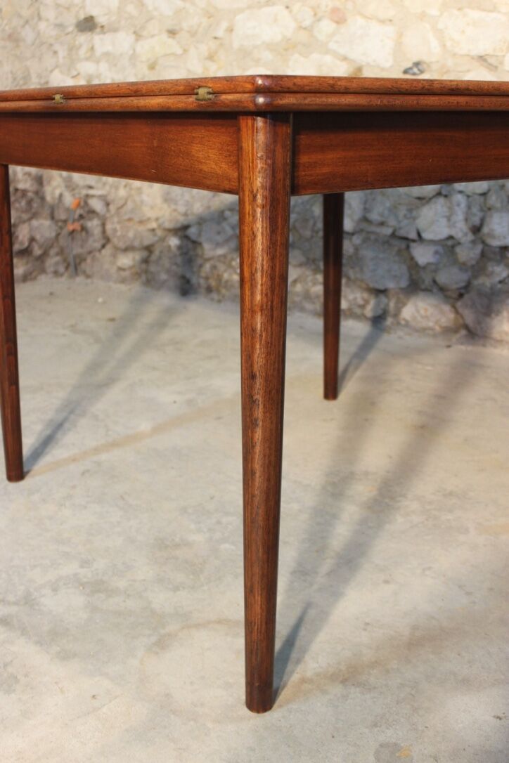 Extendable dining table "flip-top"/"wallet" Scandinavian vintage teak by Nils Jonsson for TROEDS