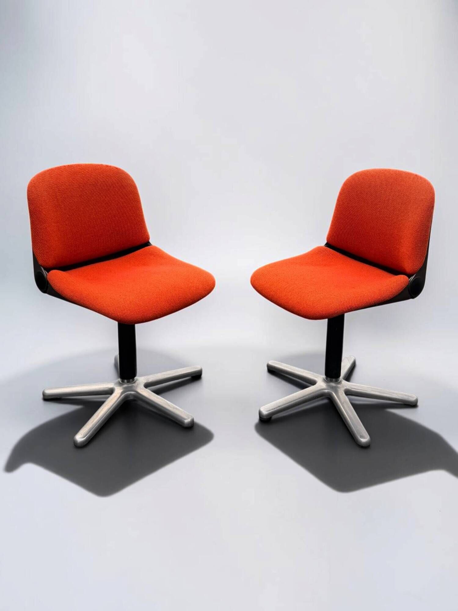 Vintage armchair model 231/5 in orange fabric by Wilkhahn