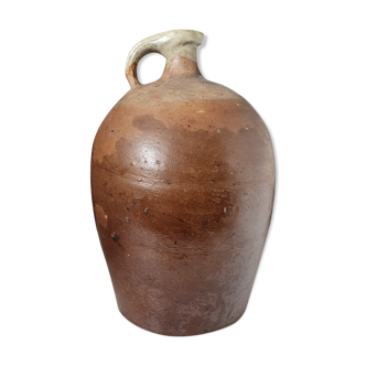 Enamelled sandstone jug
