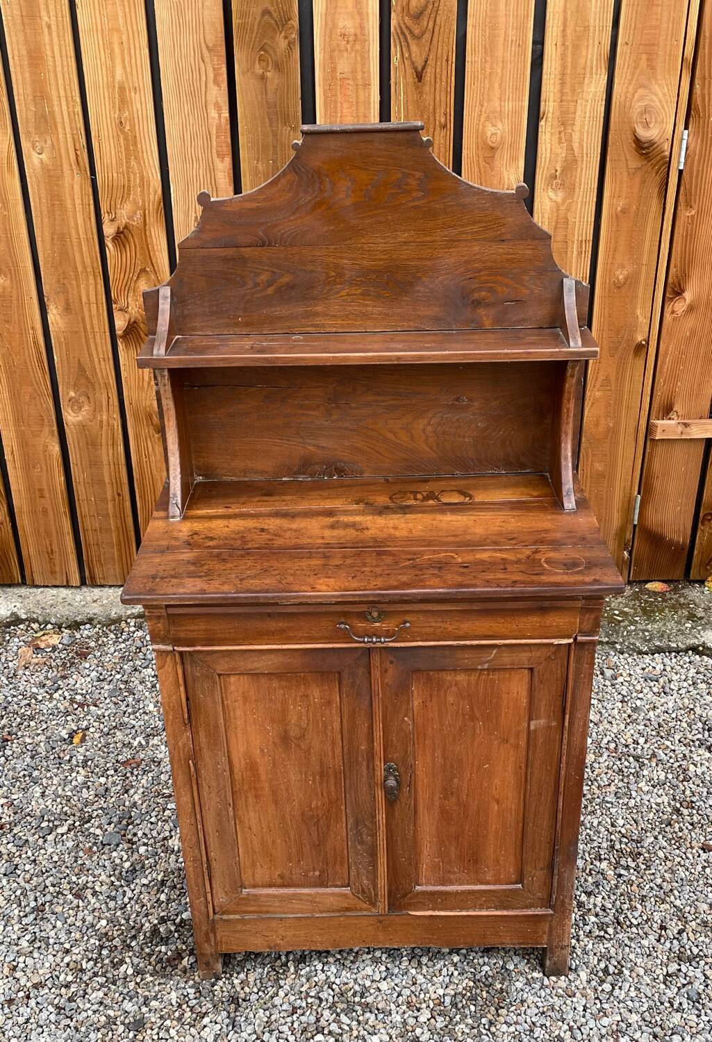 Sideboard/dresser/dresser