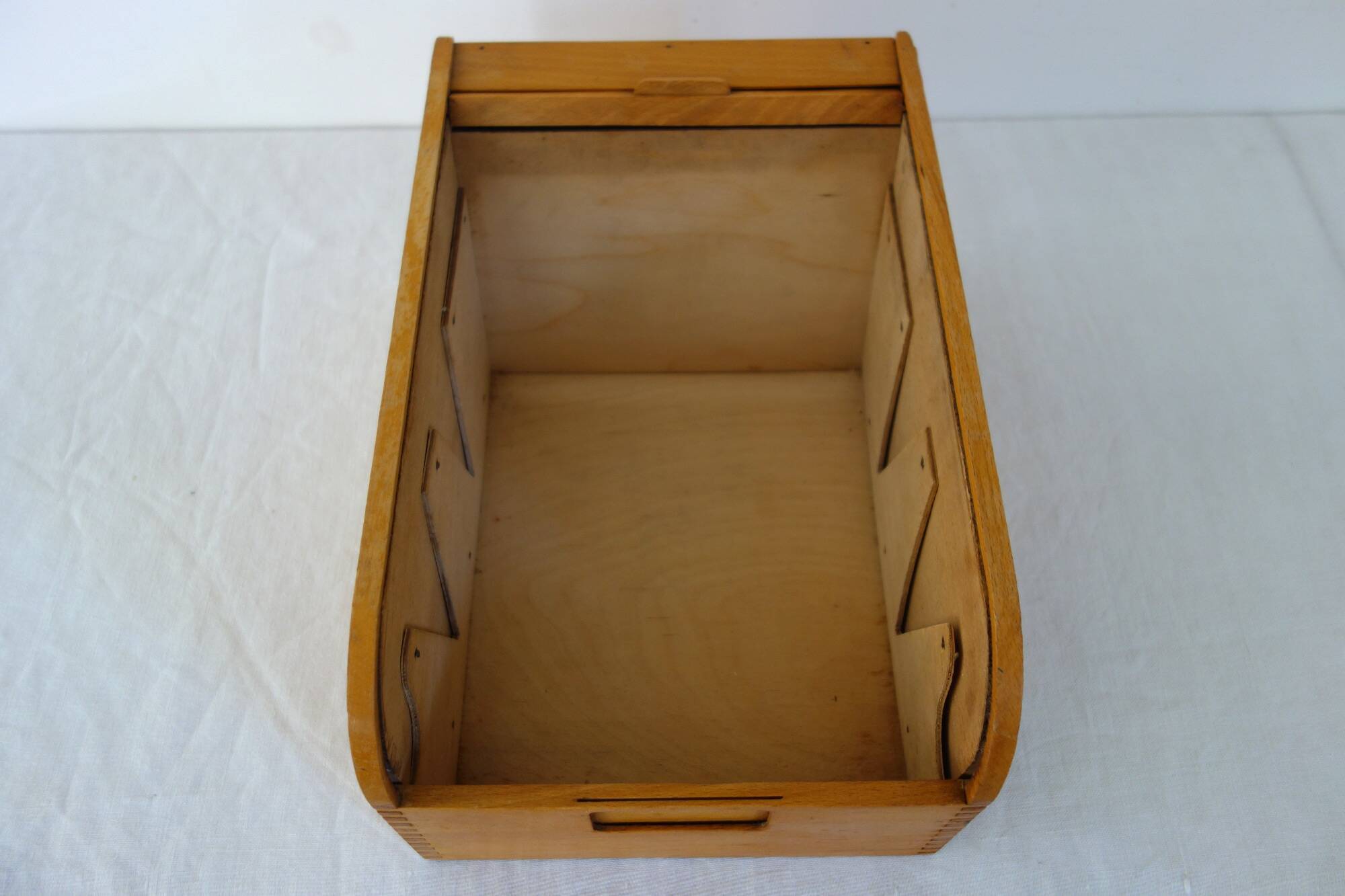 Vintage curtain box caisson