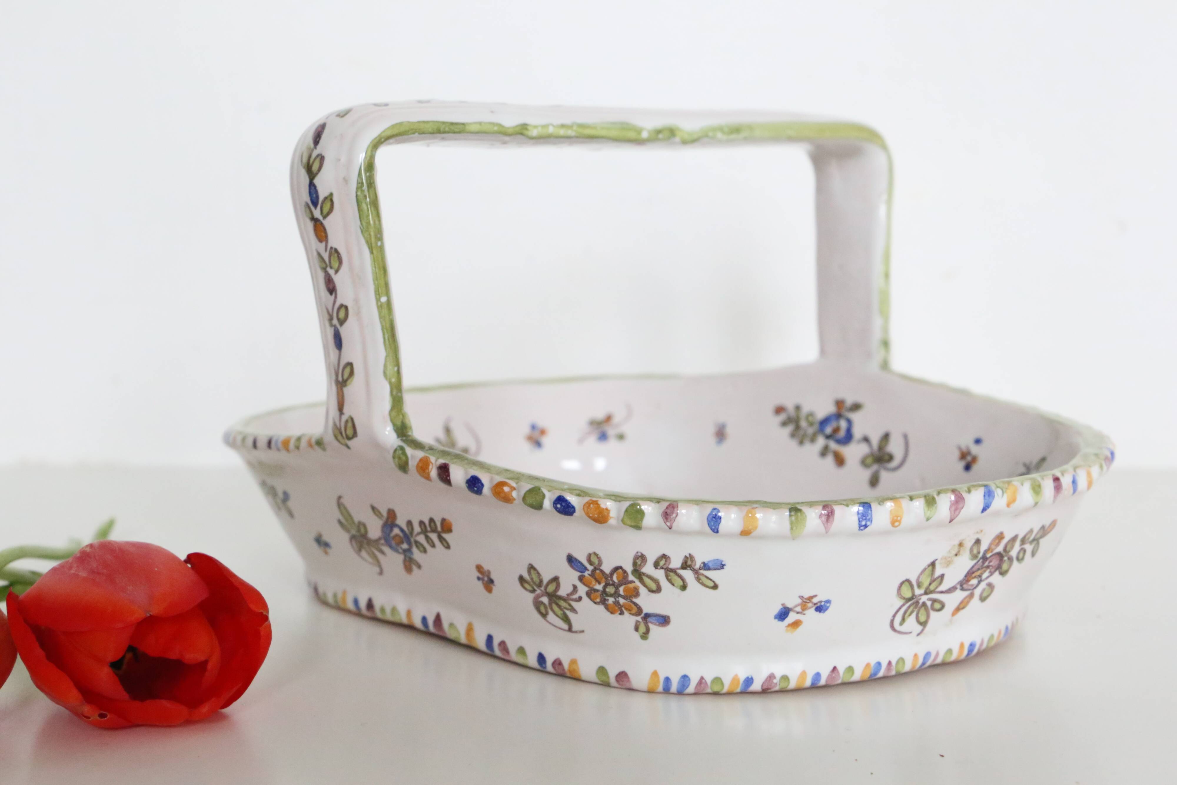 Ceramic basket of Martres Tolosane, hand painted