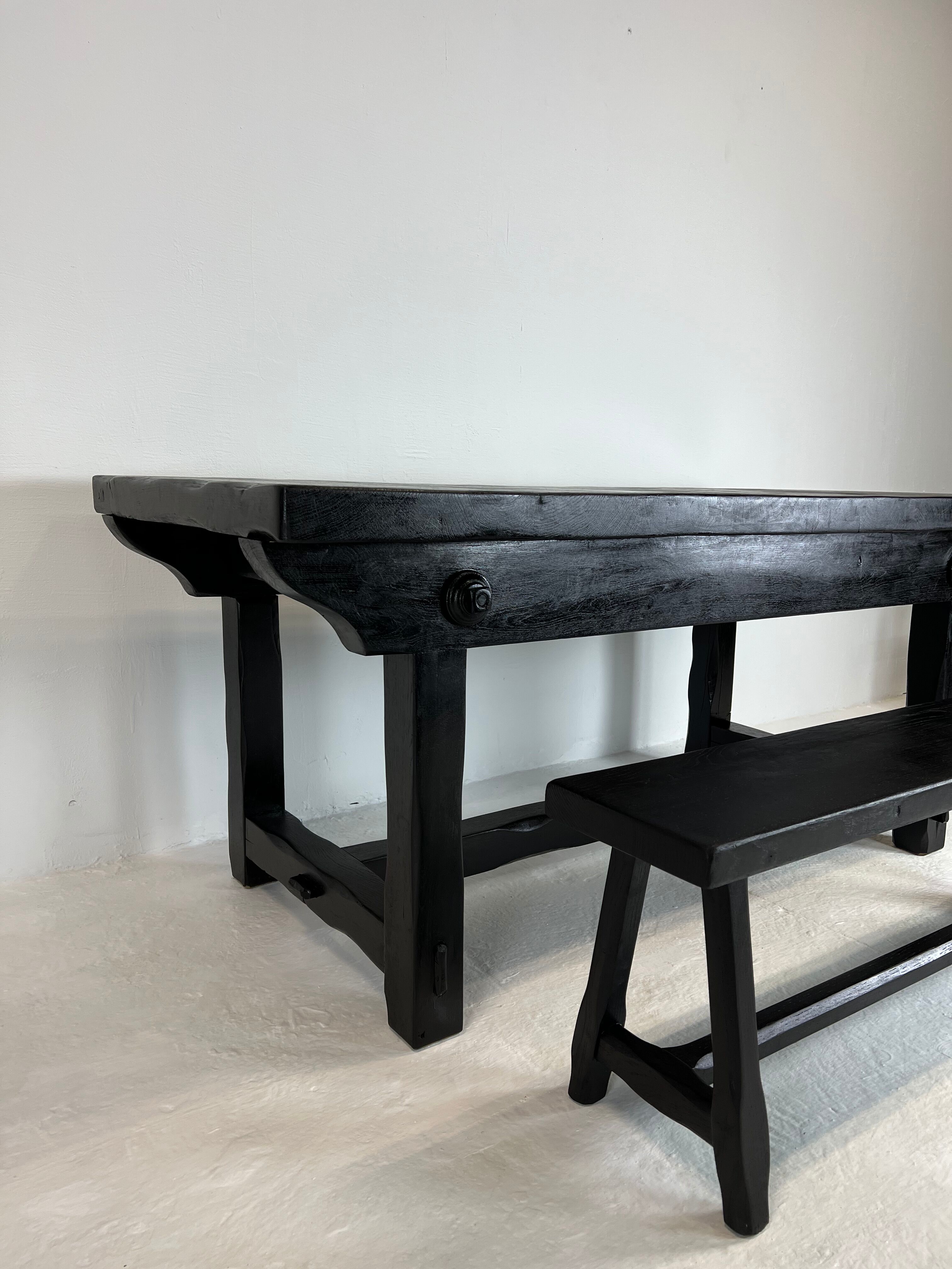 Brutalist elm table Wabi-sabi spirit and its 2 benches