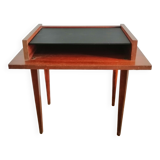 Bedside or vinyl table