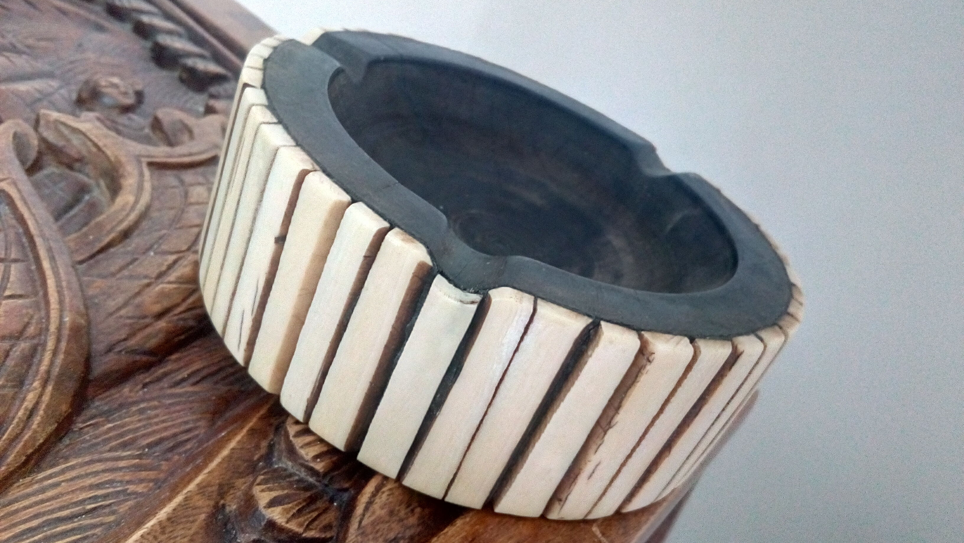 Ethnic ashtray wood and bone