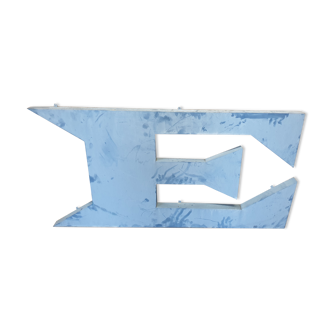 Advertising letter E