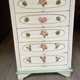 Chiffonier