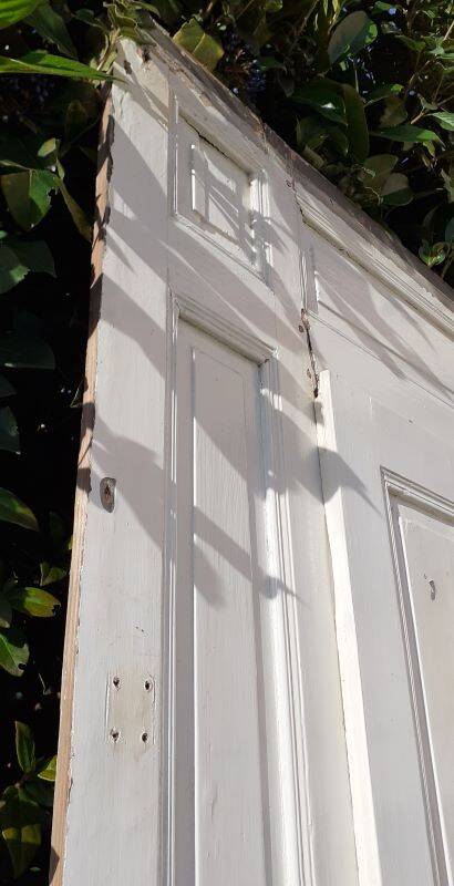 Cupboard door h201.5xl91.5cm with its 19th century molded frame