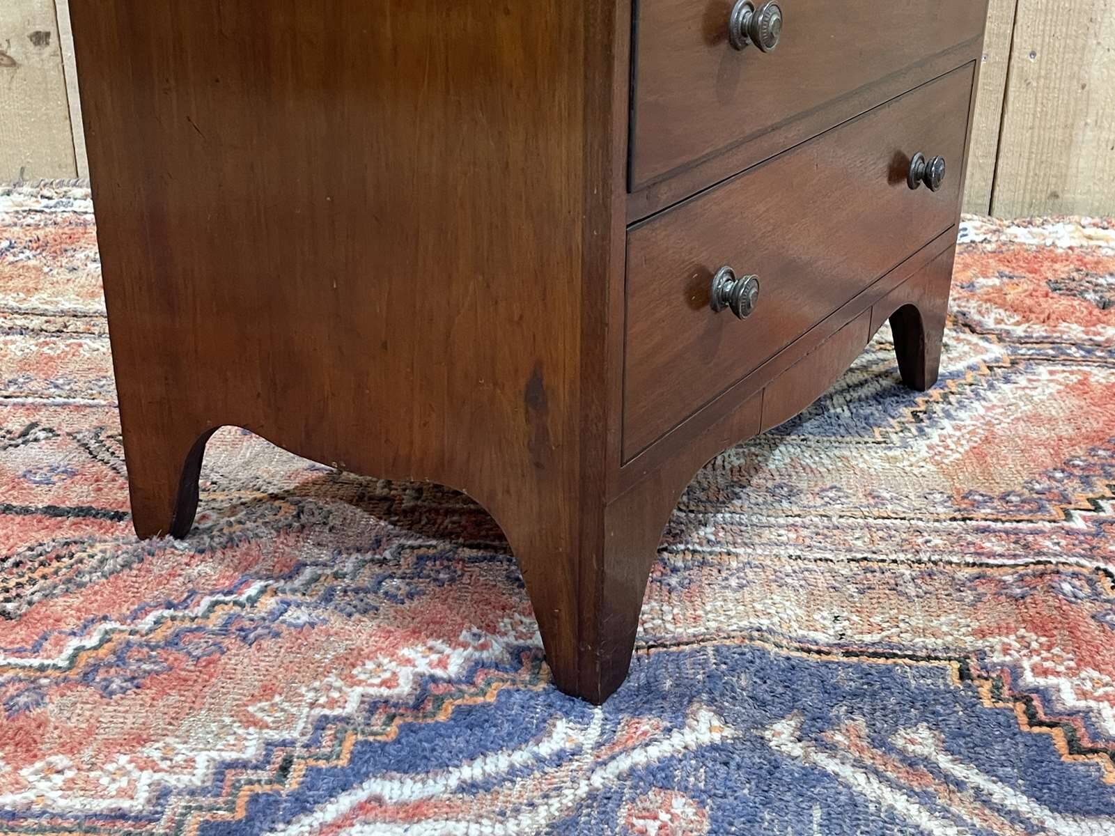 1930s English mahogany chest of drawers