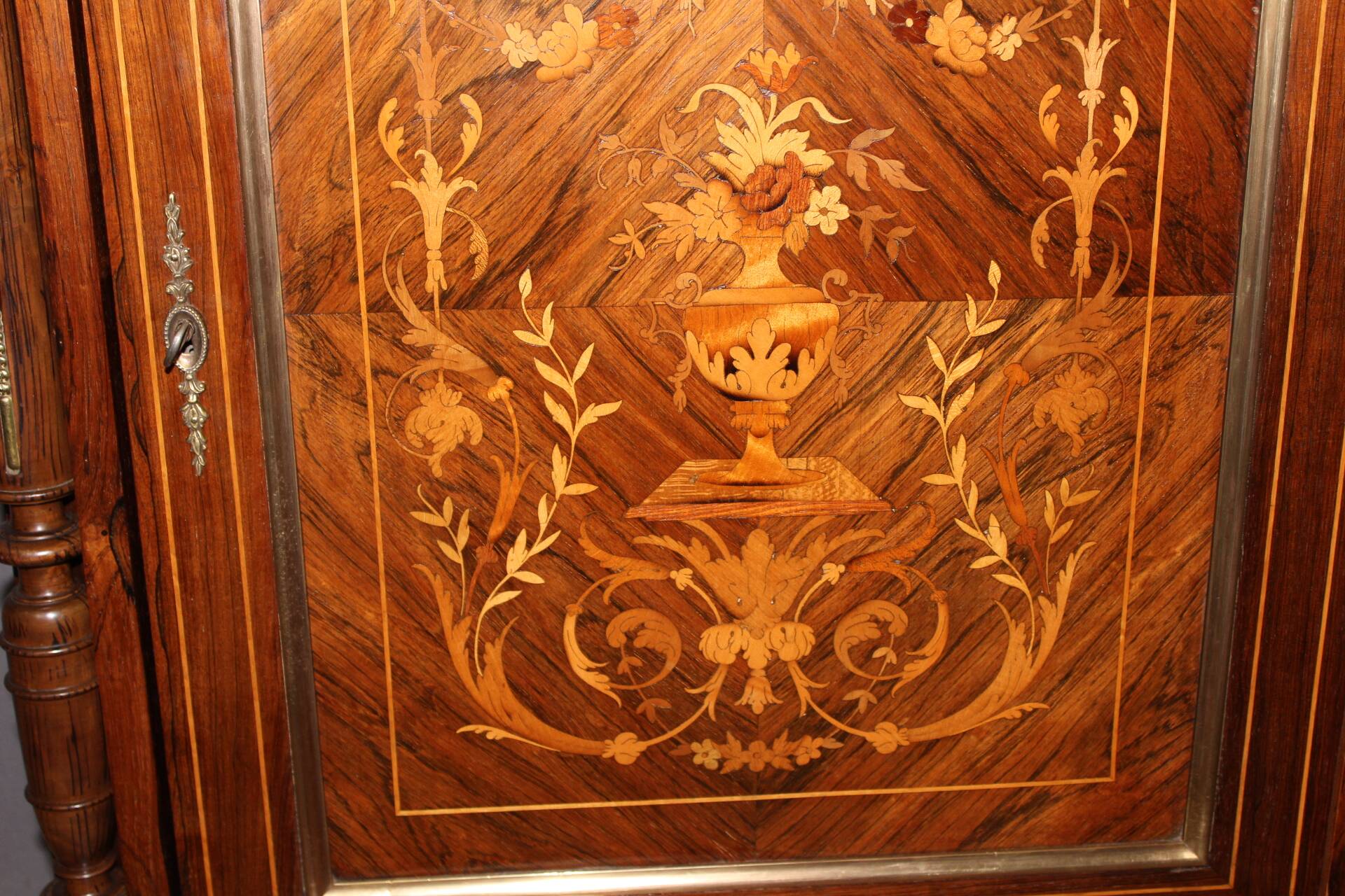 Napoleon III Support Buffet in 19th century marquetry