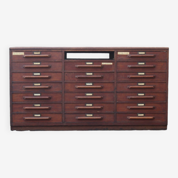 Professional furniture with 20 drawers