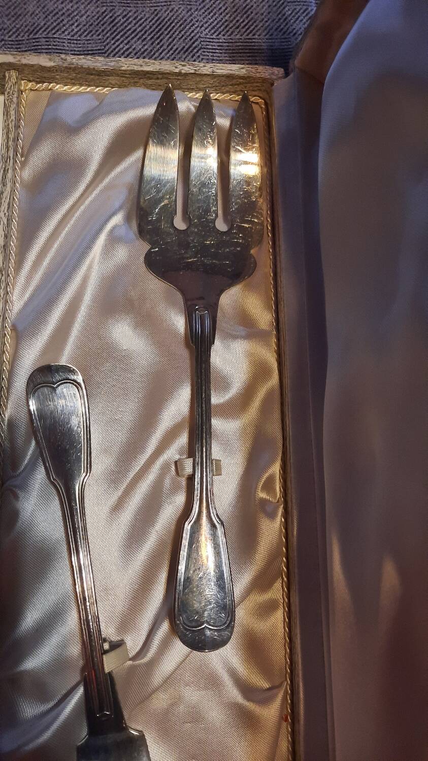 Silver plated fish housewife