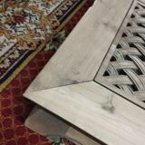 Coffee table "opium"