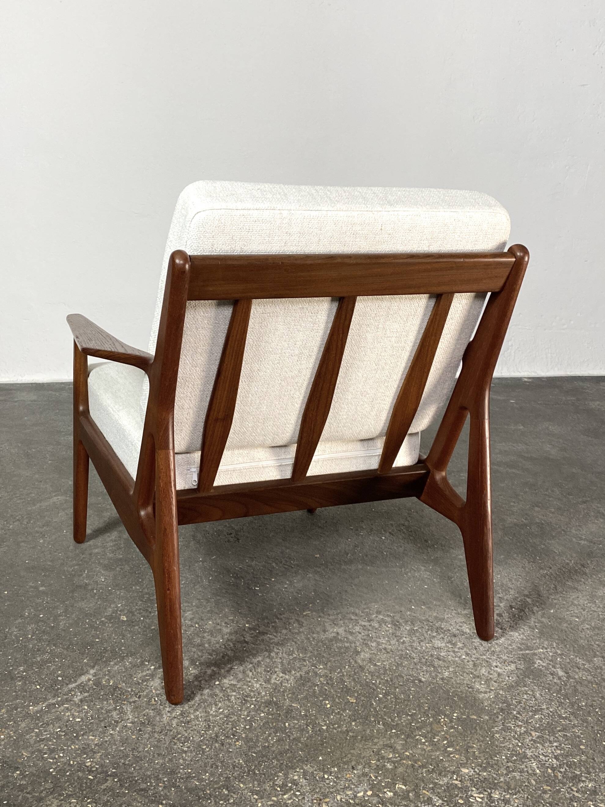 Paire de fauteuils scandinaves,  Arne Vodder – Modèle n°6 – Teck – Danemark