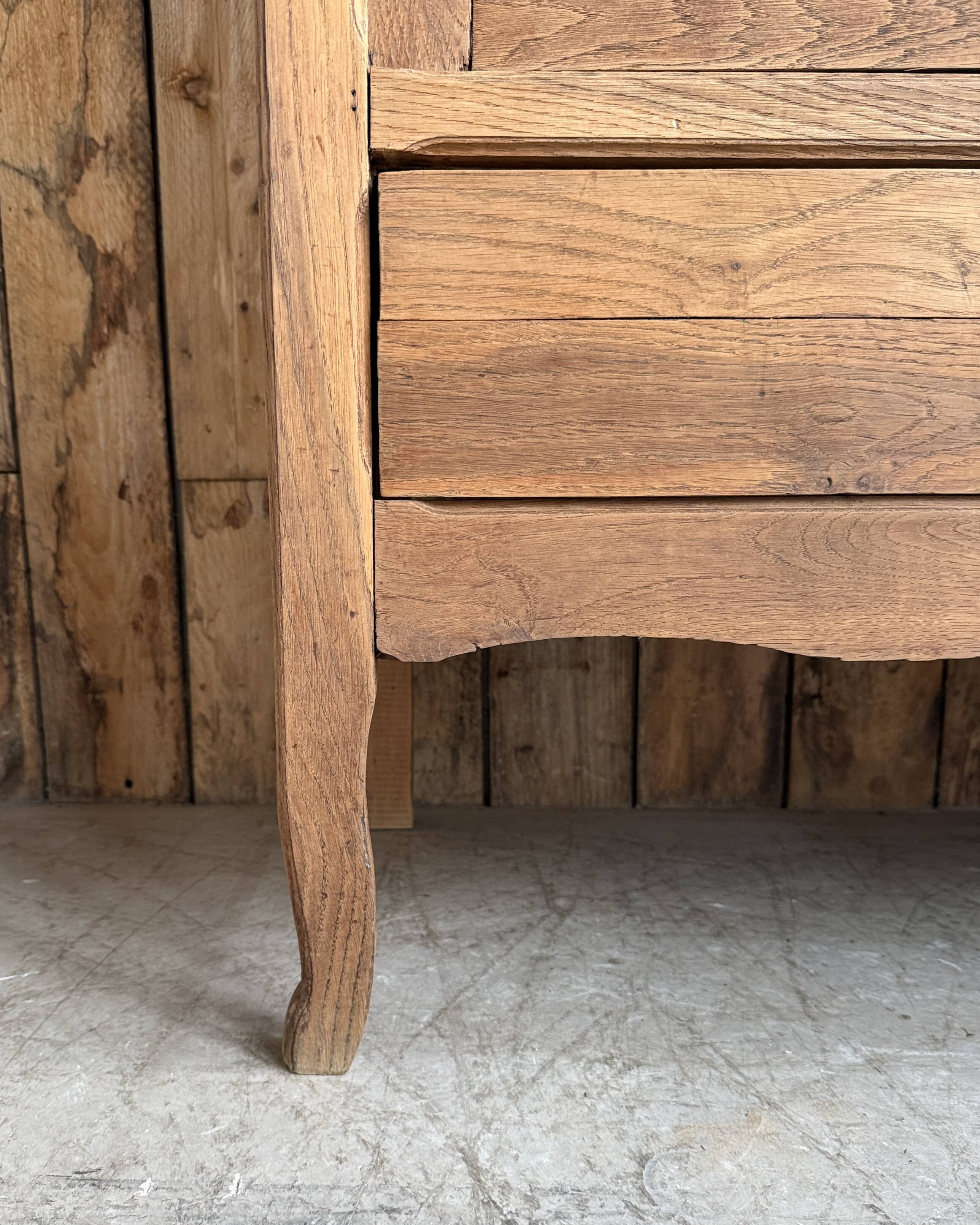 Parisian Art Deco oak wardrobe (renovated)